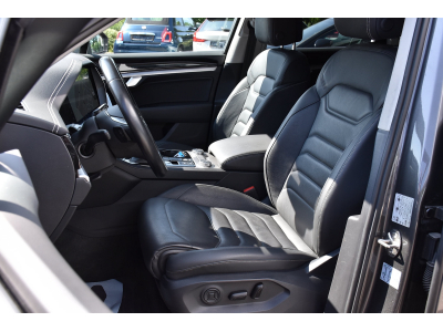 Volkswagen Touareg 3.0 TDI 4Motion R-Line Tiptronic