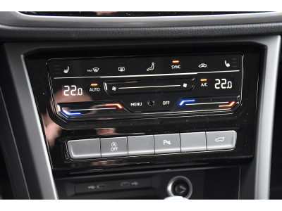 Volkswagen Touran 1.5 TSI DSG