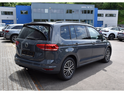 Volkswagen Touran 1.5 TSI DSG