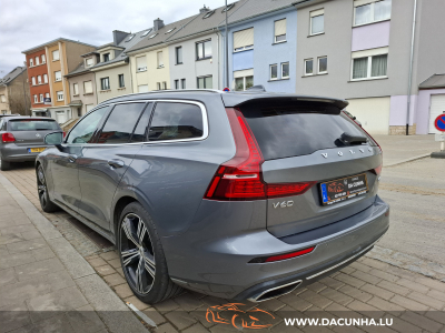 Volvo V60 T6 AWD GEARTRONIC INSCRIPTION / NAVI / PANO / CUIR / VIRTUAL / CARPLAY