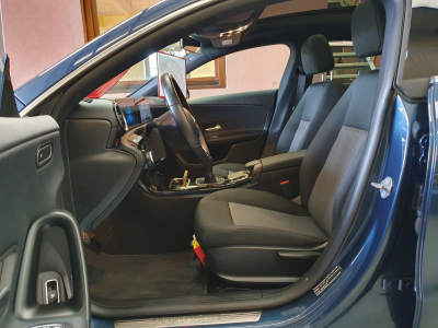 Mercedes-Benz CLA 180 CDI SHOOTING BREAK BUSINESS SOLUTION