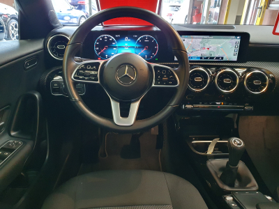 Mercedes-Benz CLA 180 CDI SHOOTING BREAK BUSINESS SOLUTION