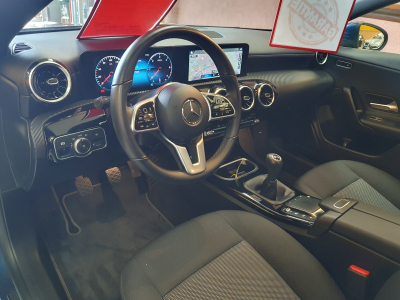 Mercedes-Benz CLA 180 CDI SHOOTING BREAK BUSINESS SOLUTION