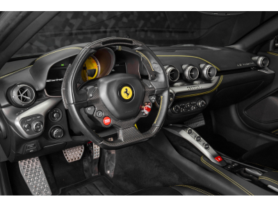 Ferrari F12 Berlinetta 6.3 V12 - NERO DAYTONA