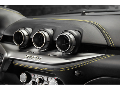 Ferrari F12 Berlinetta 6.3 V12 - NERO DAYTONA