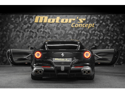Ferrari F12 Berlinetta 6.3 V12 - NERO DAYTONA
