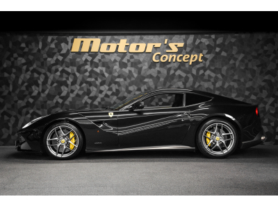 Ferrari F12 Berlinetta 6.3 V12 - NERO DAYTONA