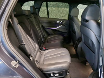 BMW X5 30D XDRIVE M SPORT PAKET 7 SITZE LASER HARMAN KARDON PANO CUIR NAVI