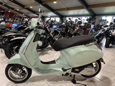 Vespa Primavera 125 