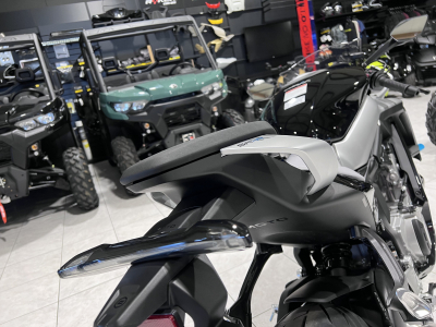 CF Moto 675 SR-R 