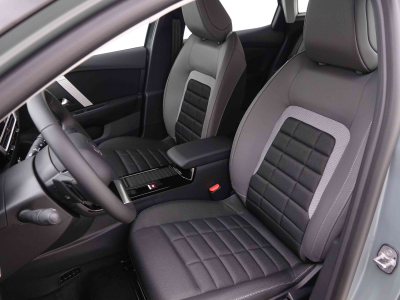 Citroën C4 1.2 Hybrid 145 e-DCS6 Plus