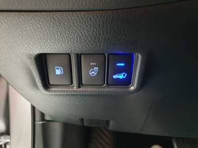 Toyota C-HR 1.8 HYBRIDE C-HIC MONO-TONE + NAVI