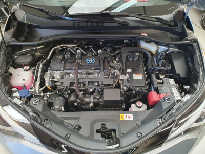 Toyota C-HR 1.8 HYBRIDE C-HIC MONO-TONE + NAVI