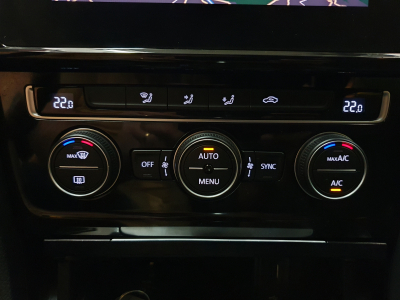 Volkswagen Golf VII TDI 150CV DSG