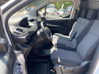 Peugeot Partner Partner L2H1 1.5Hdi 102cv 3 places Apple CarPlay
