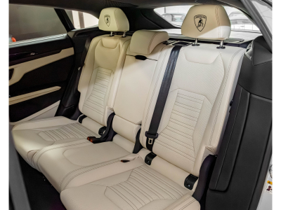 Lamborghini Urus URUS SE/NEW 2025/ STOCK AVAILABLE DIRECTLY
