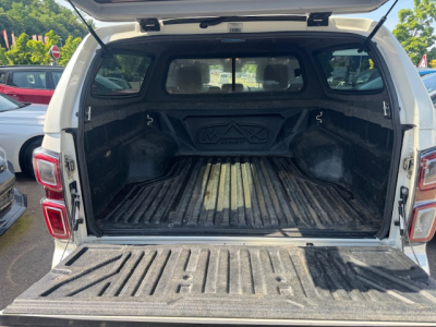 Isuzu D-Max ISUZU D-MAX V-CROSS LEDER KAMERA LED AHK
