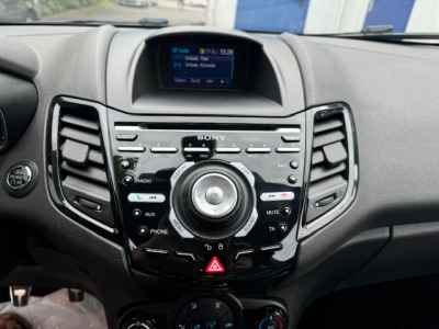 Ford Fiesta FORD FIESTA ST LEDER LED BLUETOOTH