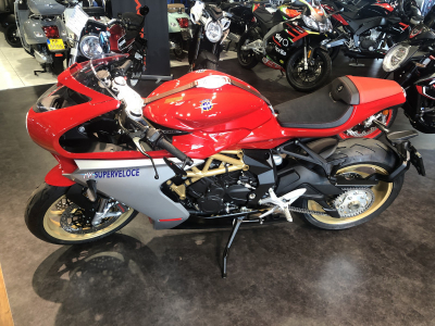 MV Agusta Superveloce 800 E5