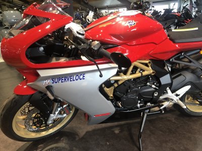 MV Agusta Superveloce 800 E5