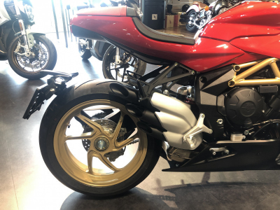 MV Agusta Superveloce 800 E5