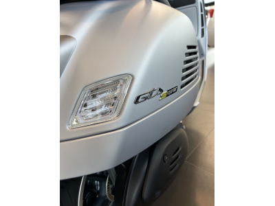 Vespa GTS 300 Super Tech