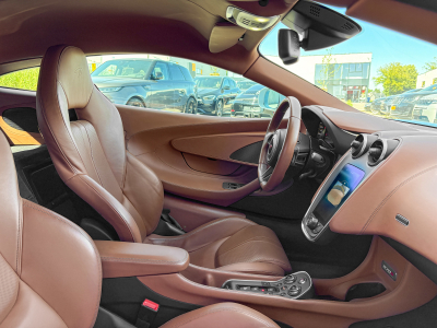 McLaren 570S 570S Coupé 3.8 Bi-Turbo V8/AKRAPOVIC | LIFT/ MALUS P./Ceramic/Camera/