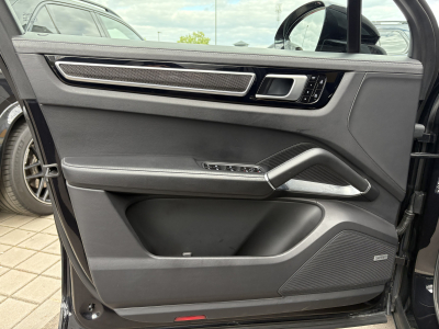 Porsche Cayenne Cayenne Turbo/21/PANO/360°/SPORT CH