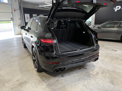 Porsche Cayenne Cayenne Turbo/21/PANO/360°/SPORT CH