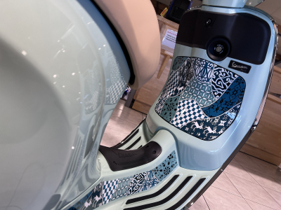 Vespa Primavera 125 BATIK