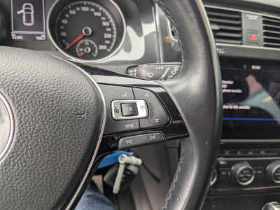 Volkswagen Golf 1.5 TSI DSG CAMERA CARPLAY GPS APS AV/ARR