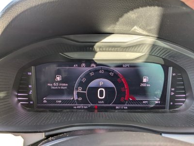 Skoda Scala 1.6 TDI DSG CARPLAY GPS APS AV+ARR SIEGES CHAUFF