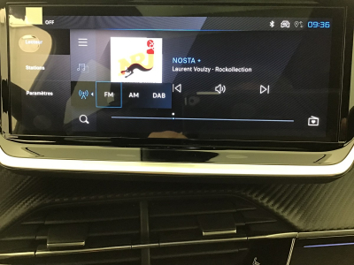Peugeot 2008 Hybrid 145 e-DCS6 GT Schiebdach/Navy/360°