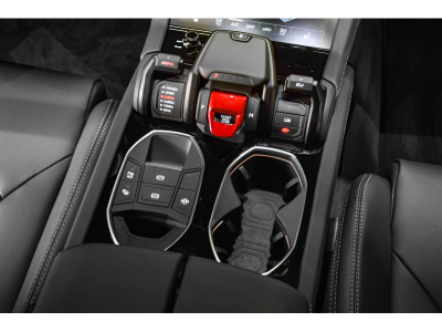 Lamborghini Urus SE - DISPONIBLE IMMÉDIATEMENT