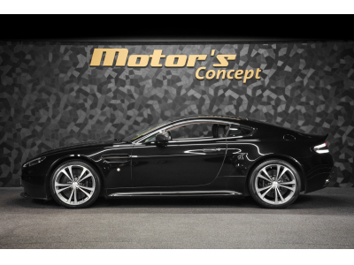 Aston Martin V12 Vantage Coupé / Boîte manuelle