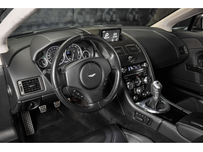 Aston Martin V12 Vantage Coupé / Boîte manuelle