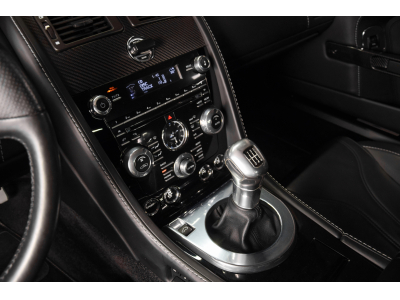 Aston Martin V12 Vantage Coupé / Boîte manuelle