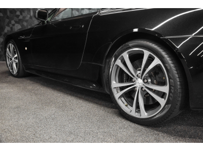 Aston Martin V12 Vantage Coupé / Boîte manuelle