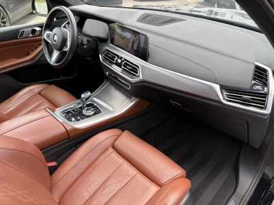 BMW X5 M50 7-SITZE /PANO/ AHK/LUFT/22/Harman-Kardon/360°/VOLL