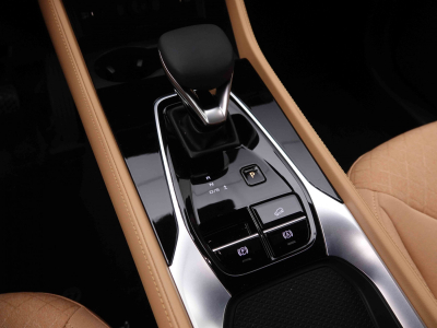 MG HS 1.5 T-GDI 170 AT Luxury
