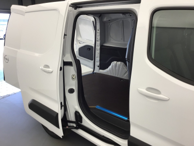 Opel Combo 1.5 BlueHDI 130 AT L1 Confort