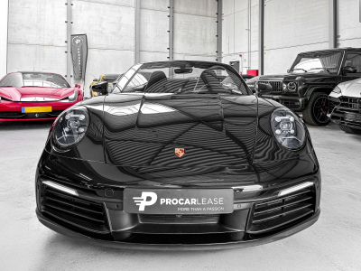 Porsche 992 CARRERA CABRIOLET/LIFT/CHRONO/CARBON/VENTILED SEATS