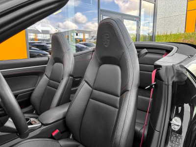Porsche 992 CARRERA CABRIOLET/LIFT/CHRONO/CARBON/VENTILED SEATS