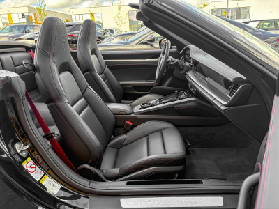 Porsche 992 CARRERA CABRIOLET/LIFT/CHRONO/CARBON/VENTILED SEATS