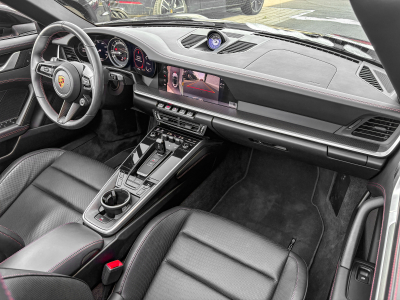 Porsche 992 CARRERA CABRIOLET/LIFT/CHRONO/CARBON/VENTILED SEATS