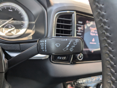 Skoda Karoq 1.6 TDI DSG CARPLAY GPS SIEGES SPORT CAMERA