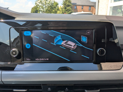 Volkswagen Golf 2.0 TDI VIRTUAL BLUETOOTH APS AV/ARR CLIM AUTO