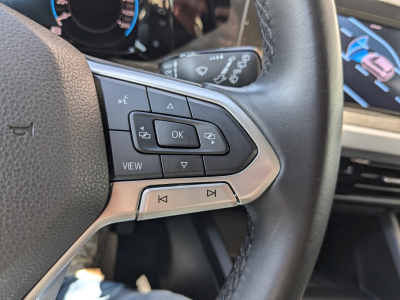 Volkswagen Golf 2.0 TDI VIRTUAL BLUETOOTH APS AV/ARR CLIM AUTO