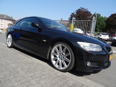 BMW 320 Cabriolet Diesel Automatique Pack M 134CV