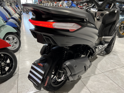 Piaggio MP3 530 